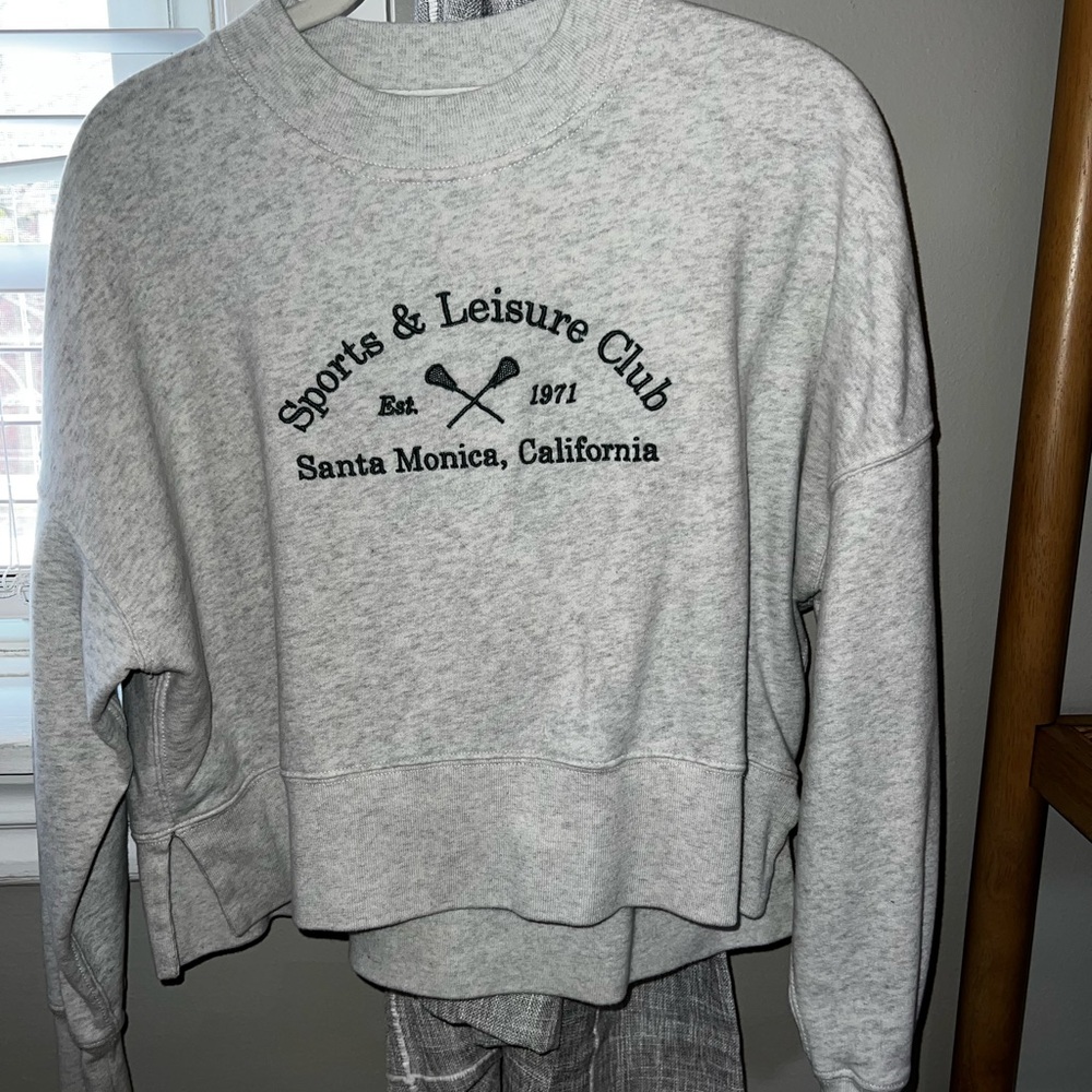 Abercrombie & Fitch Crewneck